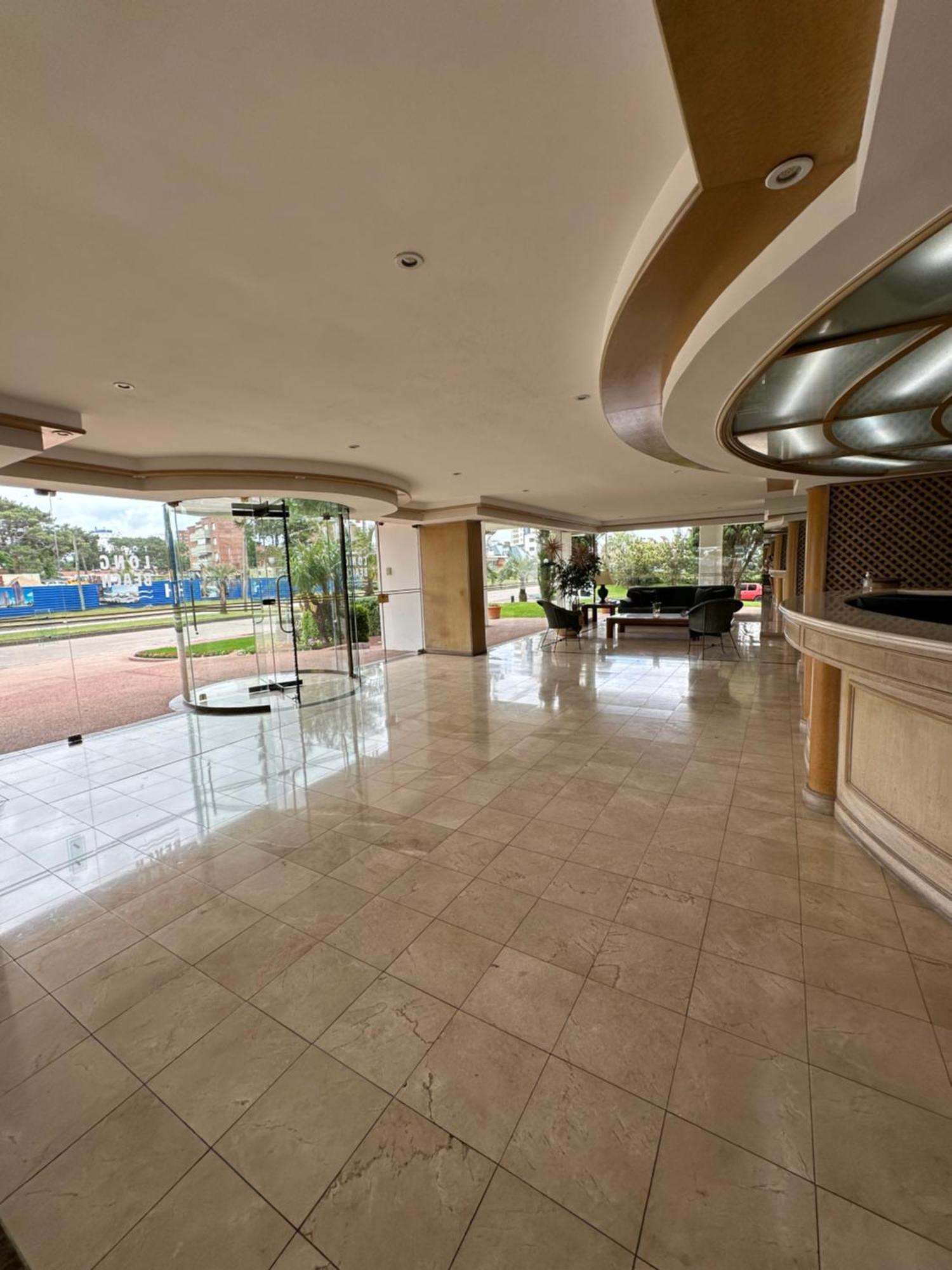Hermoso Apartamento, Torre De Categoria Long Beach, En La Mejor Ubicacion De Punta Del Este Kültér fotó