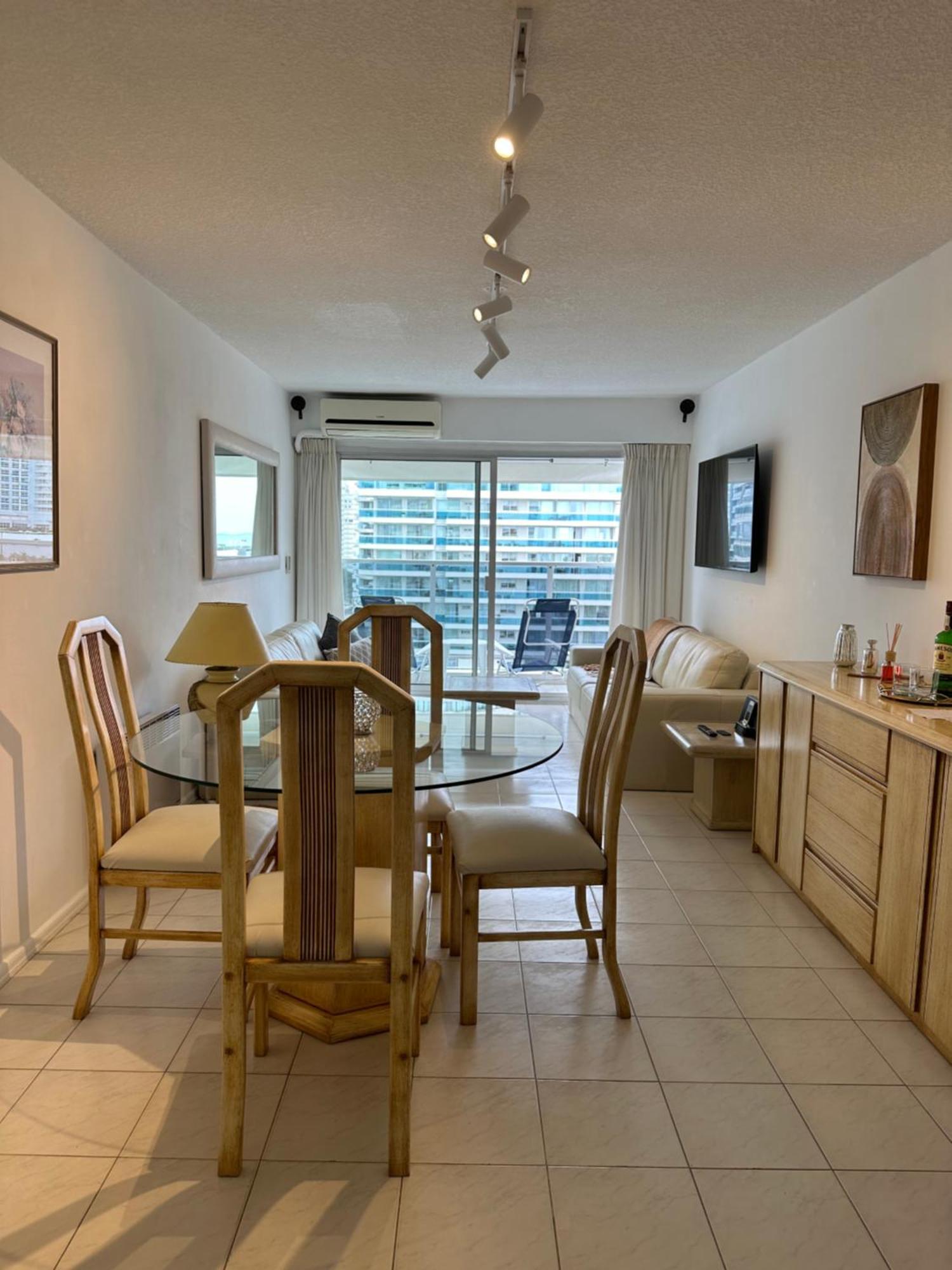 Hermoso Apartamento, Torre De Categoria Long Beach, En La Mejor Ubicacion De Punta Del Este Kültér fotó